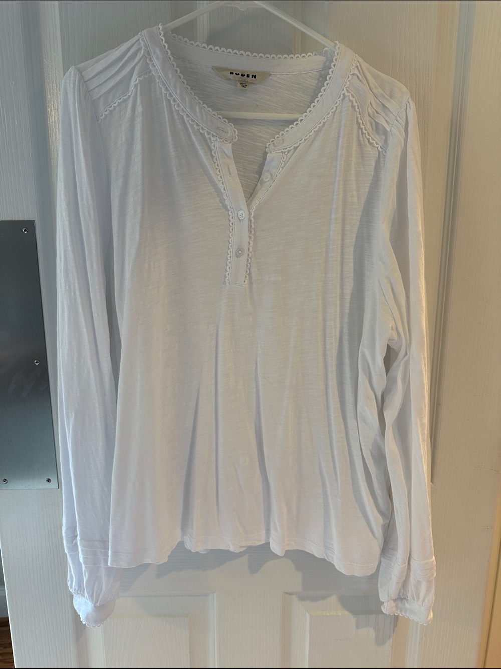 Boden White Long-Sleeve Henley with Scalloped Neckline